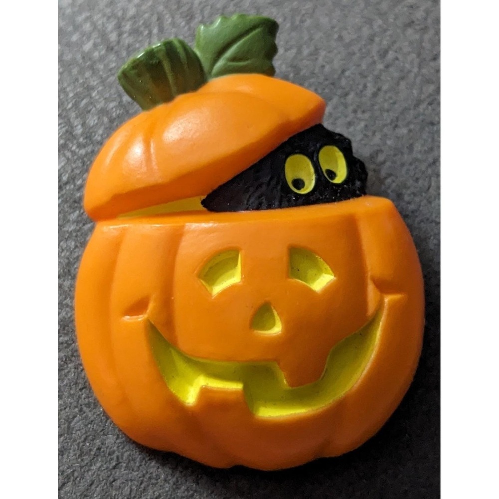 Vtg Halloween Pin Pumpkin Black Monster Hallmark Brooch Yellow Eyes 1982